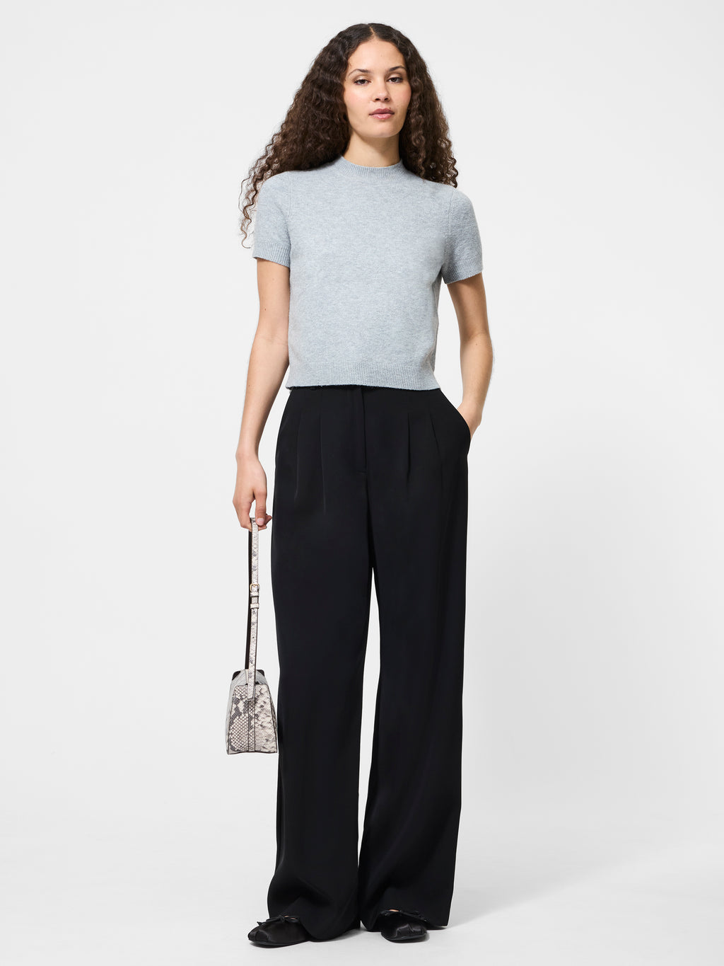 Vhari Knit Mockneck Short Sleeve Top