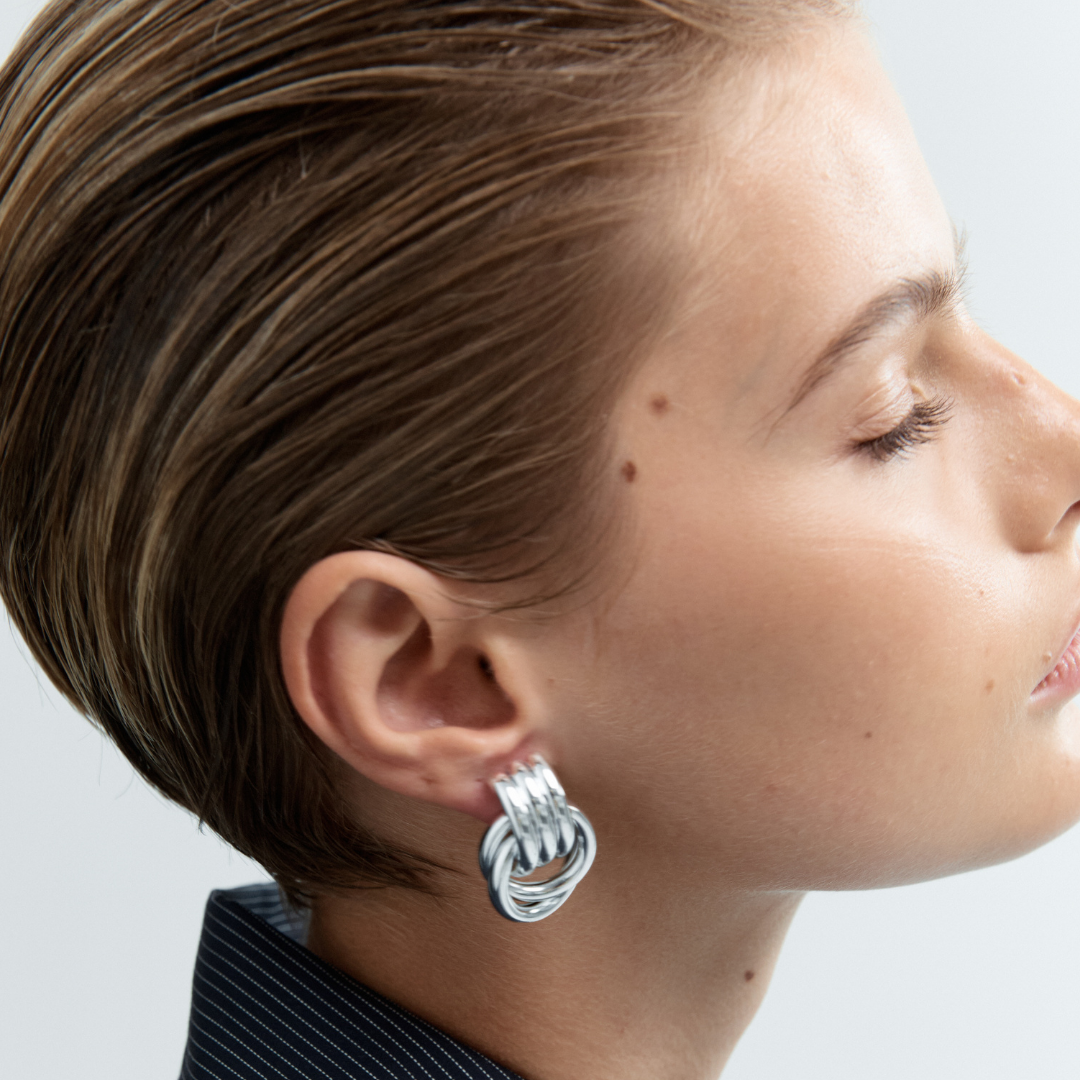 Mini Knot Earrings