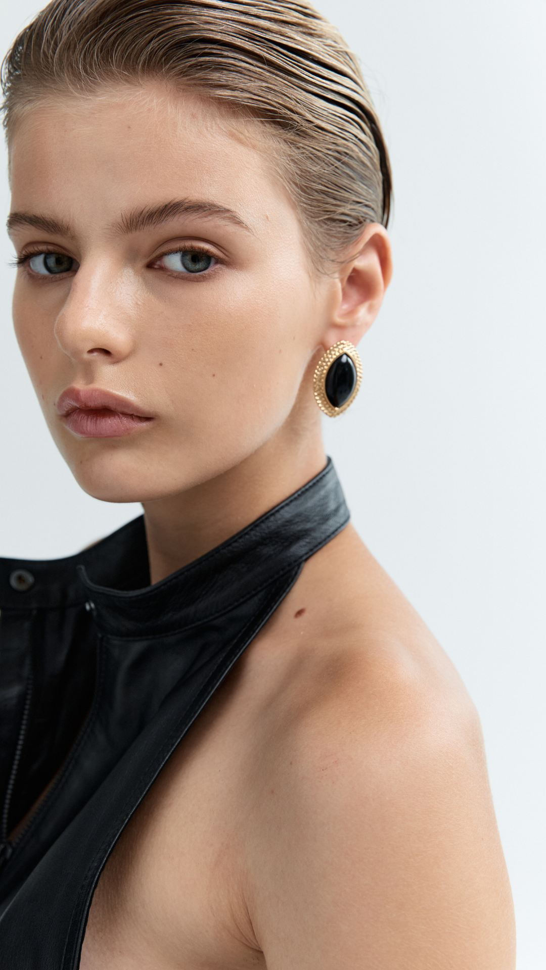 Noir Earring